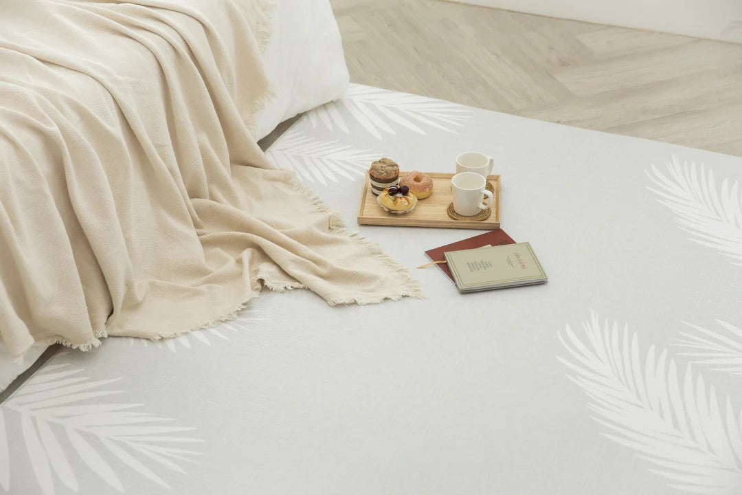 Alfombra Feathers + Tracks